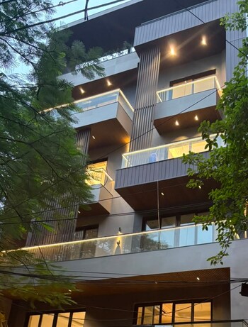 4 BHK Builder Floor for Sale in Green Park Extension, Delhi