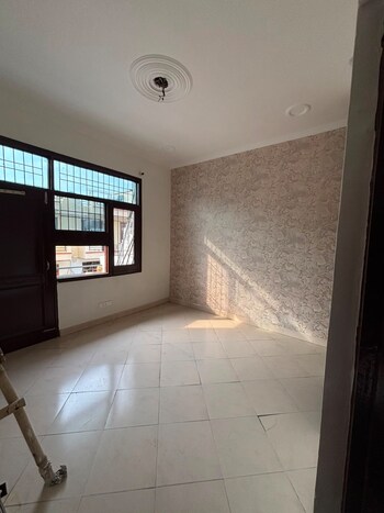 2 BHK Builder Floor for Sale in Dhakoli, Zirakpur