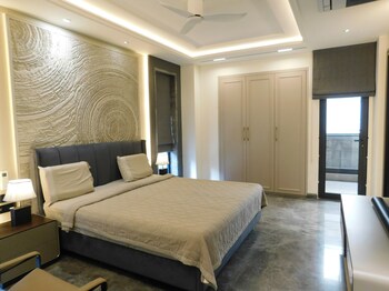 5 BHK Penthouse for Sale in Vasant Kunj, Delhi