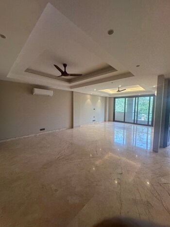 4 BHK Villa for Sale in Vasant Vihar, Delhi