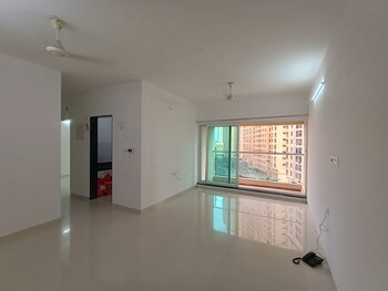 Rustomjee Urbania Azziano