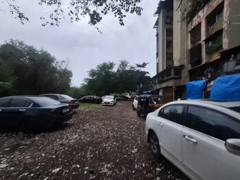 Land for Sale in Mira Road East, Thane