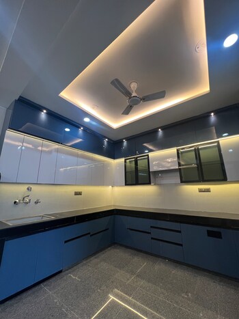 3 BHK Builder Floor for Rent in Dwarka Mor, Delhi