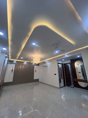 4 BHK Builder Floor for Rent in Dwarka Mor, Delhi