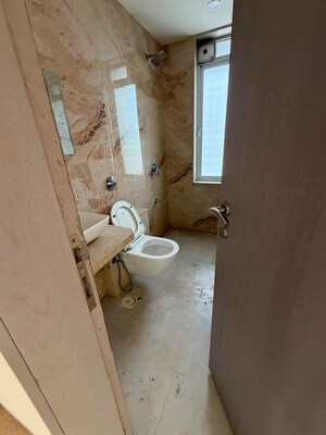Bathroom in 4 BHK Apartment at Avron V, Chembur – for Sale