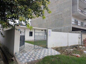 Plot for Sale in Patwari, Greater Noida