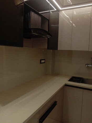 2 BHK Builder Floor for Sale in Dwarka Mor, Delhi