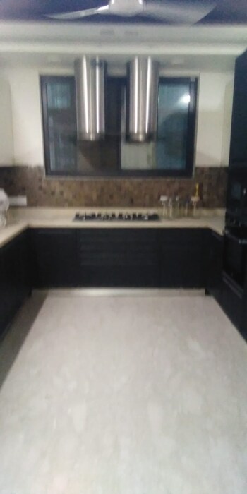 2 BHK Flat for Rent in Kailashpur, Greater Noida