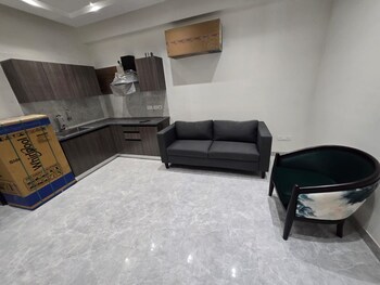 1 BHK Builder Floor for Rent in Dlf City Phase 3, Gurgaon