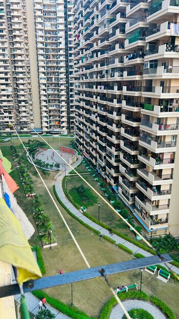 Gaur City 2 - 14th Avenue
