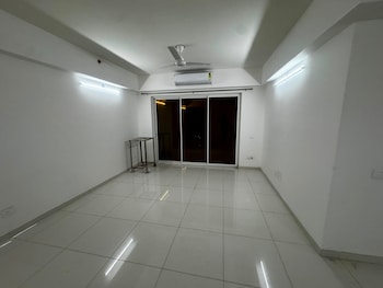 Godrej Air Sector 85