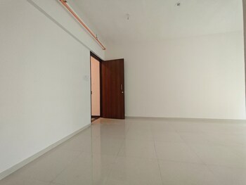 Marathon Nexzone Daffodil 1