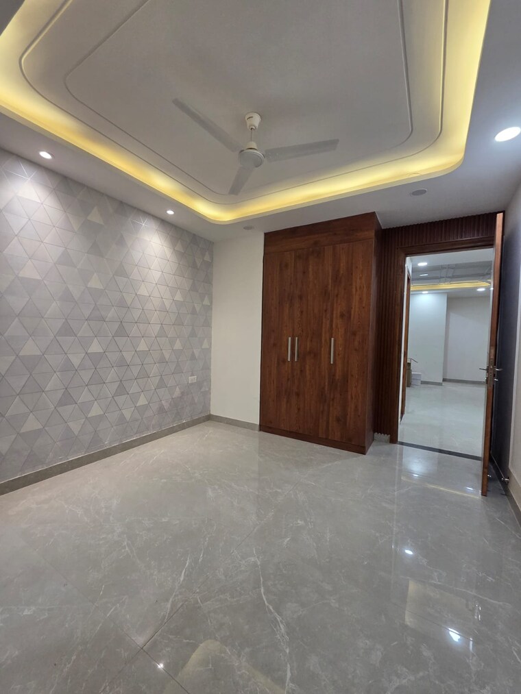 Room, green fields colony 3 Bedroom 1300 Sq.Ft. Builder Floor In Green Fields Colony Faridabad 10595012