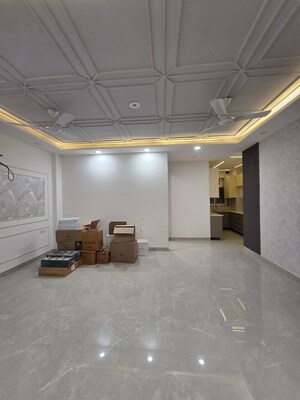 Living Room in 3 BHK Builder Floor at Green Fields Colony – for Sale