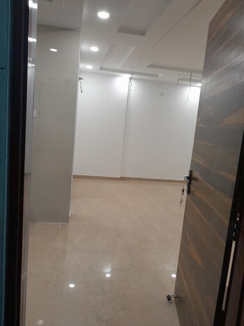 3 BHK Builder Floor for Sale in Rohini Sector 11, Delhi