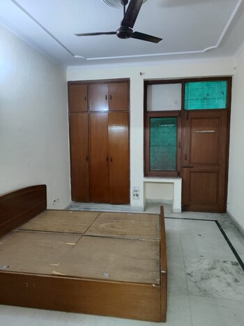 2.5 BHK Villa for Rent in Sector 46, Noida
