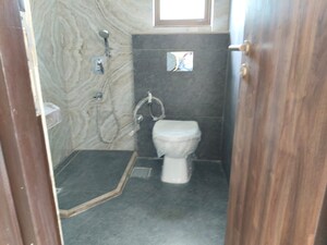 Bathroom in 3 BHK Apartment at Hubtown The Premiere, Andheri West – for Sale
