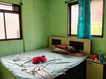 1.5 BHK Flat for Sale in Kharghar Sector 13, Navi Mumbai