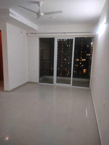 Prateek Grand City
