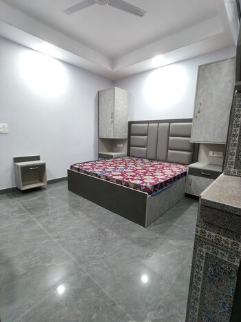 1 RK Builder Floor for Rent in South City 1, Gurgaon