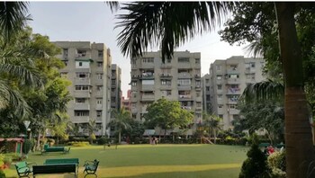 4 BHK Flat for Rent in Patparganj, Delhi