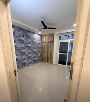 Room in 3 BHK Apartment at Skyline Park, Vip Road – for Rent