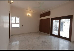 6+ BHK Independent House For Rent in New Friends Colony