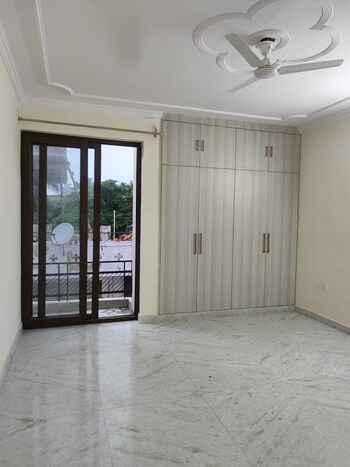 3.5 BHK Villa for Rent in Sector 46, Noida