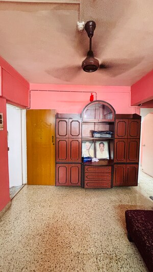 Living Room in 2 BHK Apartment at Veena Nagar Phase 2 – for Rent