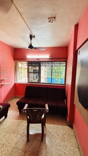 Living Room in 2 BHK Apartment at Veena Nagar Phase 2 – for Rent