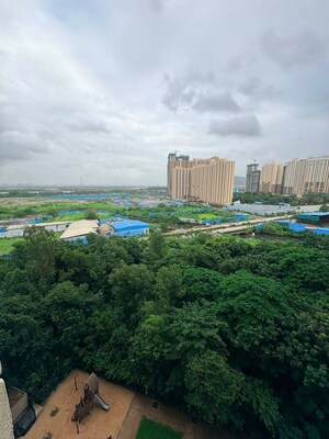 2 BHK Apartment – Garden View at Lodha Amara, Kolshet Road - for Sale