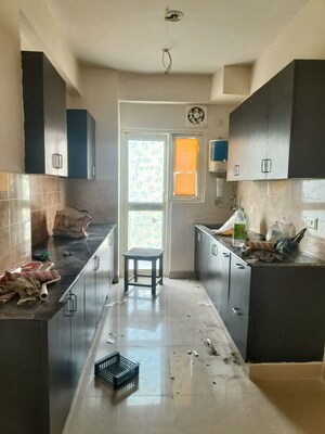 Kitchen in 2.5 BHK Apartment at Dasnac Burj, Sector 75 – for Rent