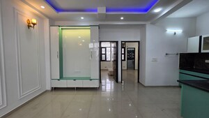 Room in 2 BHK Apartment at Pir Machalla – for Sale