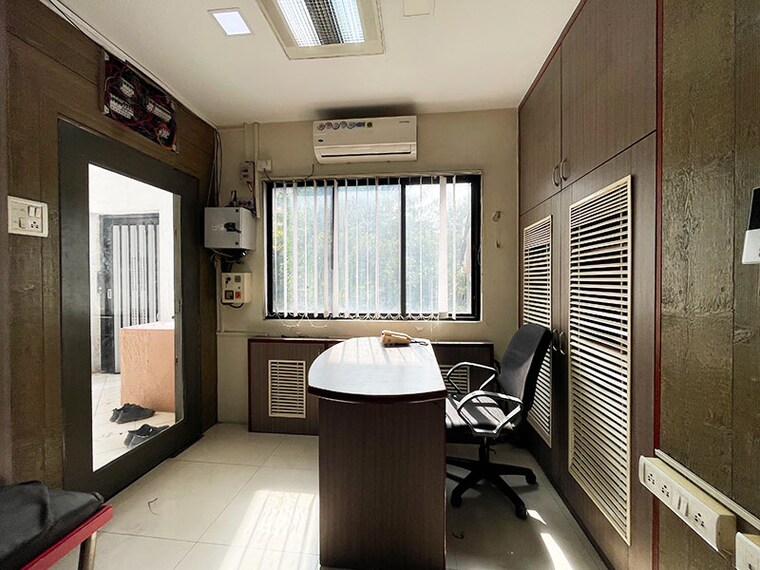 Team Area, parmar-park-phase-ii Commercial Office Space 3040 Sq.Ft. In Wanwadi Pune 10606086