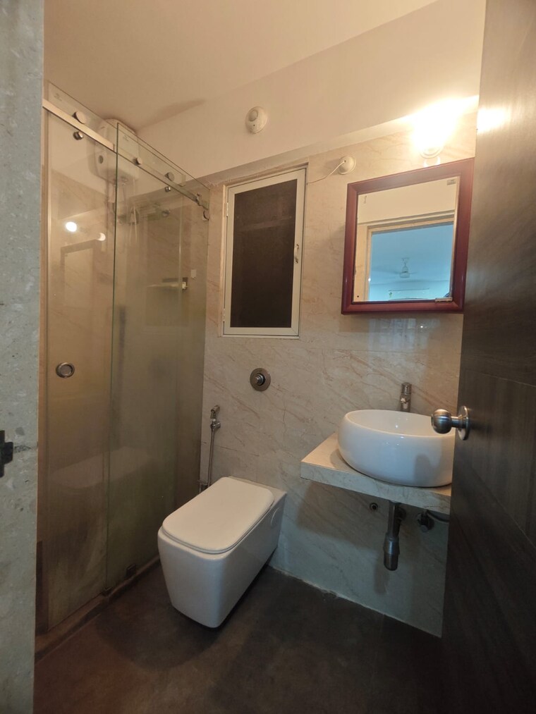 Bathroom, rite-skyluxe 2 Bedroom 1222 Sq.Ft. Apartment In Chembur Mumbai 10606085