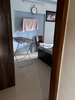 Bedroom in 2 BHK Apartment at Chembur – for Rent