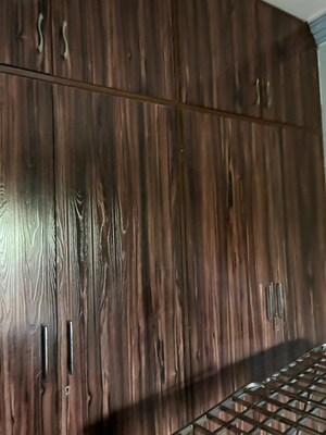 Bedroom in 2 BHK Apartment at Chembur – for Rent