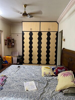 Bedroom in 2 BHK Apartment at Chembur – for Rent