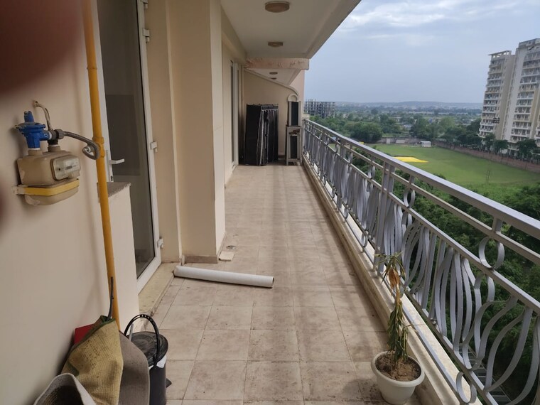 Balcony, dlf-the-skycourt 3 Bedroom 1900 Sq.Ft. Apartment In Sector 86 Gurgaon 10606114