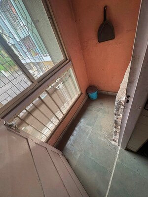 Furnished Amenities in 1 BHK Apartment at Dadlani Park, Majiwada – for Sale