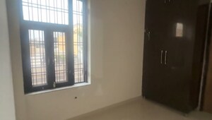 Room in 2 BHK Builder Floor at Sector 21c – for Rent