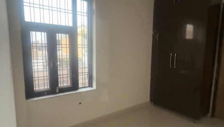 Room, sector 21c 2 Bedroom 100 Sq.Yd. Builder Floor In Sector 21c Faridabad 10606130