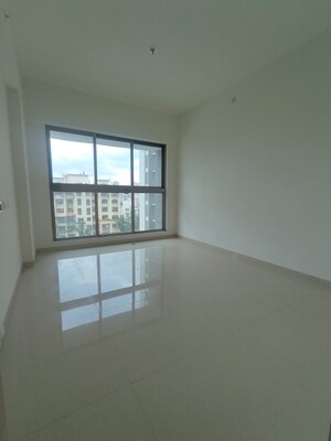 Room in 3 BHK Apartment at Raj Infinia, Malad West – for Rent