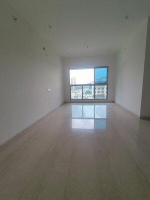 Room in 3 BHK Apartment at Raj Infinia, Malad West – for Rent