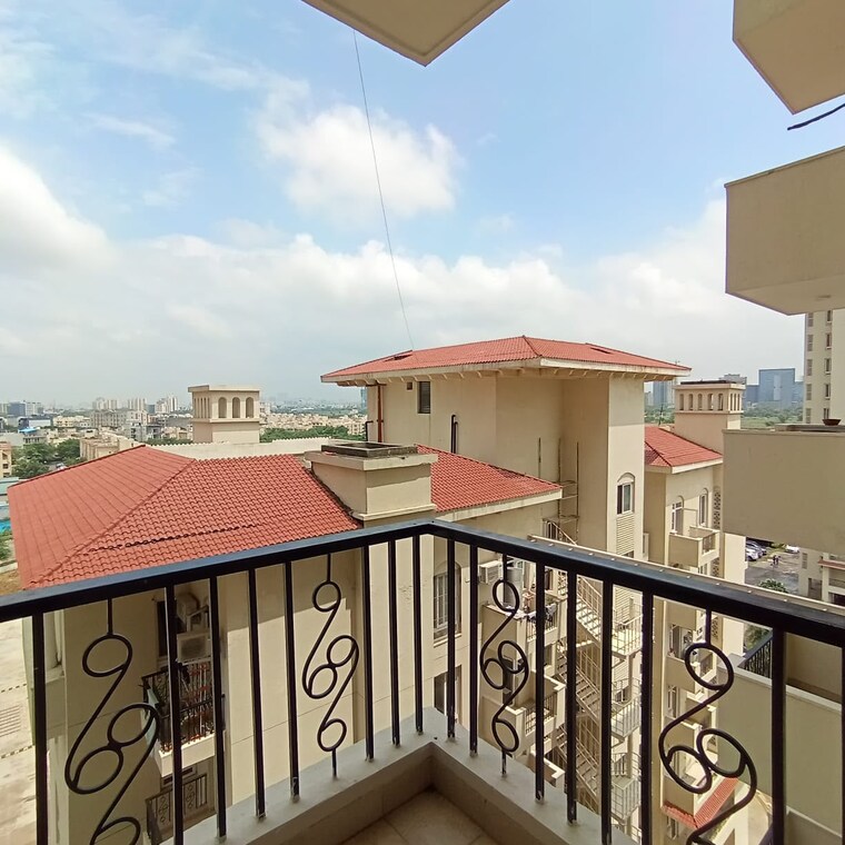 Exterior View, emaar-emerald-estate 3 Bedroom 1395 Sq.Ft. Apartment In Sector 65 Gurgaon 10606139