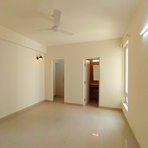 Room in 3 BHK Apartment at Emaar Emerald Estate, Sector 65 – for Rent