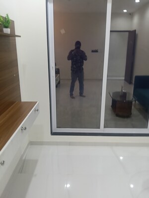 Furnished Amenities in 2 BHK Apartment at Veer Hanuman Nagar CHS, Dahisar West – for Sale