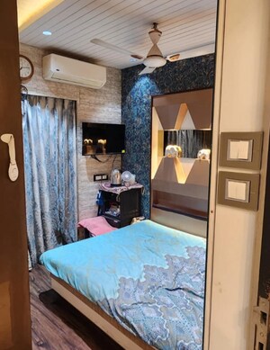 Bedroom in 2.5 BHK Apartment at Rosa Gardenia, Ghodbunder Road – for Sale