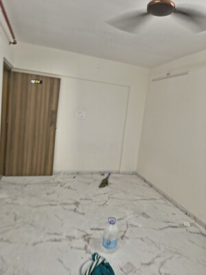 Room in 1 BHK Apartment at Vishal CHS Pant Nagar, Pant Nagar – for Rent