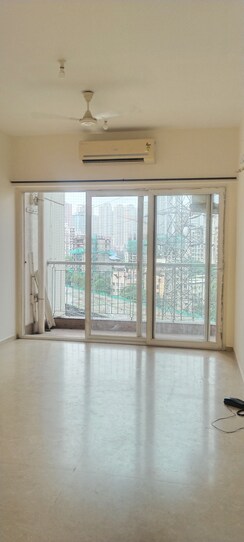 2 BHK Apartment For Rent in Runwal Greens